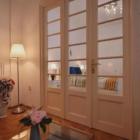 Apartment Athenee Luxury Bucharest